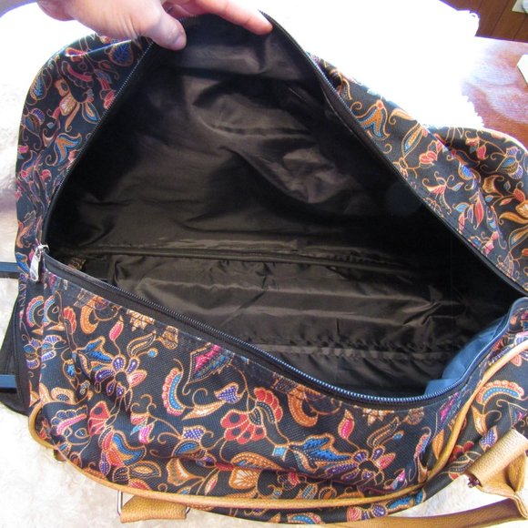 Gloria Vanderbilt Bags Gloria Vanderbilt Rolling Overnight Bag